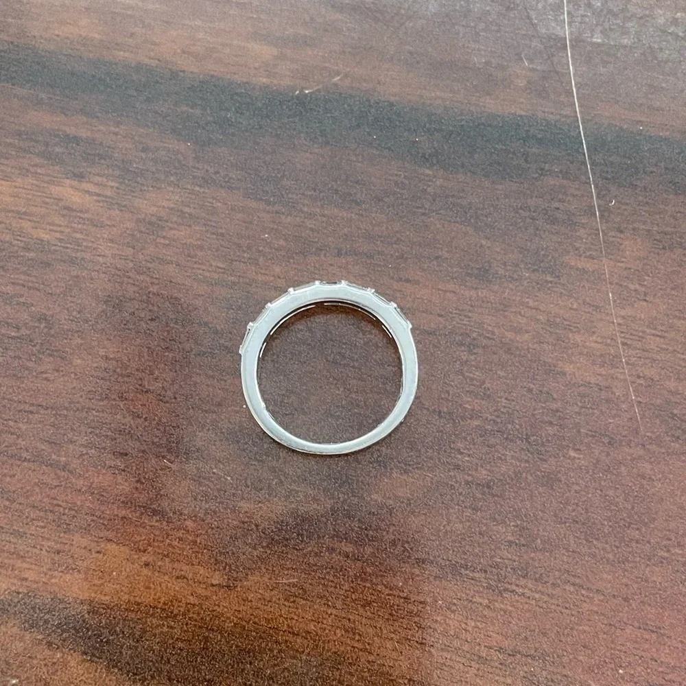 Eight Stone Asscher Diamond Ring In Platinum (1.5Ct. Tw. - H-I / SI1-SI2). - Picture 6 of 6